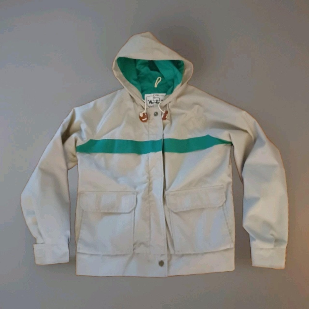 Vintage Woolrich Women's Jacket with Hood Natural and Green Size Medium Crop‎
